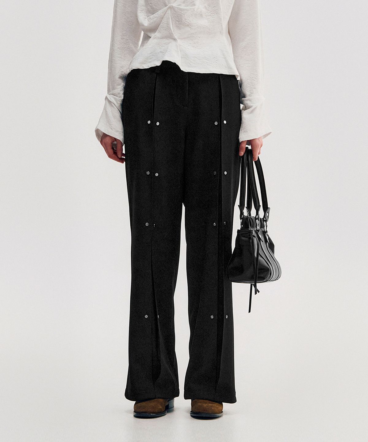 킴지수(KIMZISU) Pleated Snap Pants _ BLACK