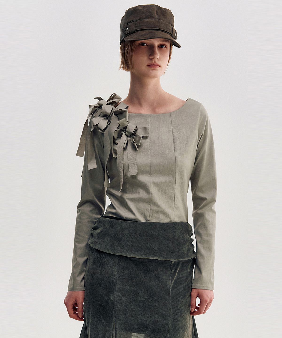 킴지수(KIMZISU) Suede-Touch Belted Military Cap _ BROWN