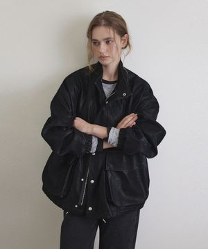 오버핏 필드 숏 레더 자켓_Subtle Black