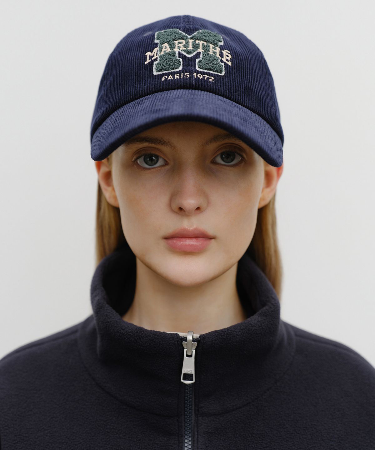 마리떼 프랑소와 저버(MARITHÉ + FRANҪOIS GIRBAUD) M LOGO CORDUROY COVERED CAP navy