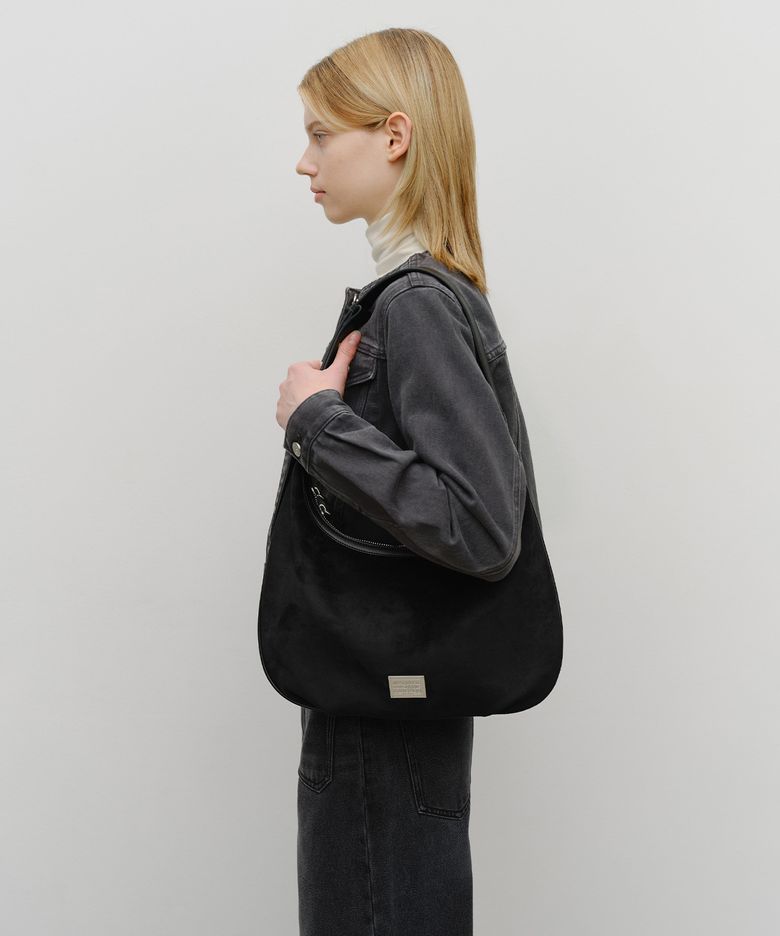 CLASSIC LOGO ROUND SUEDE SHOULDER BAG black