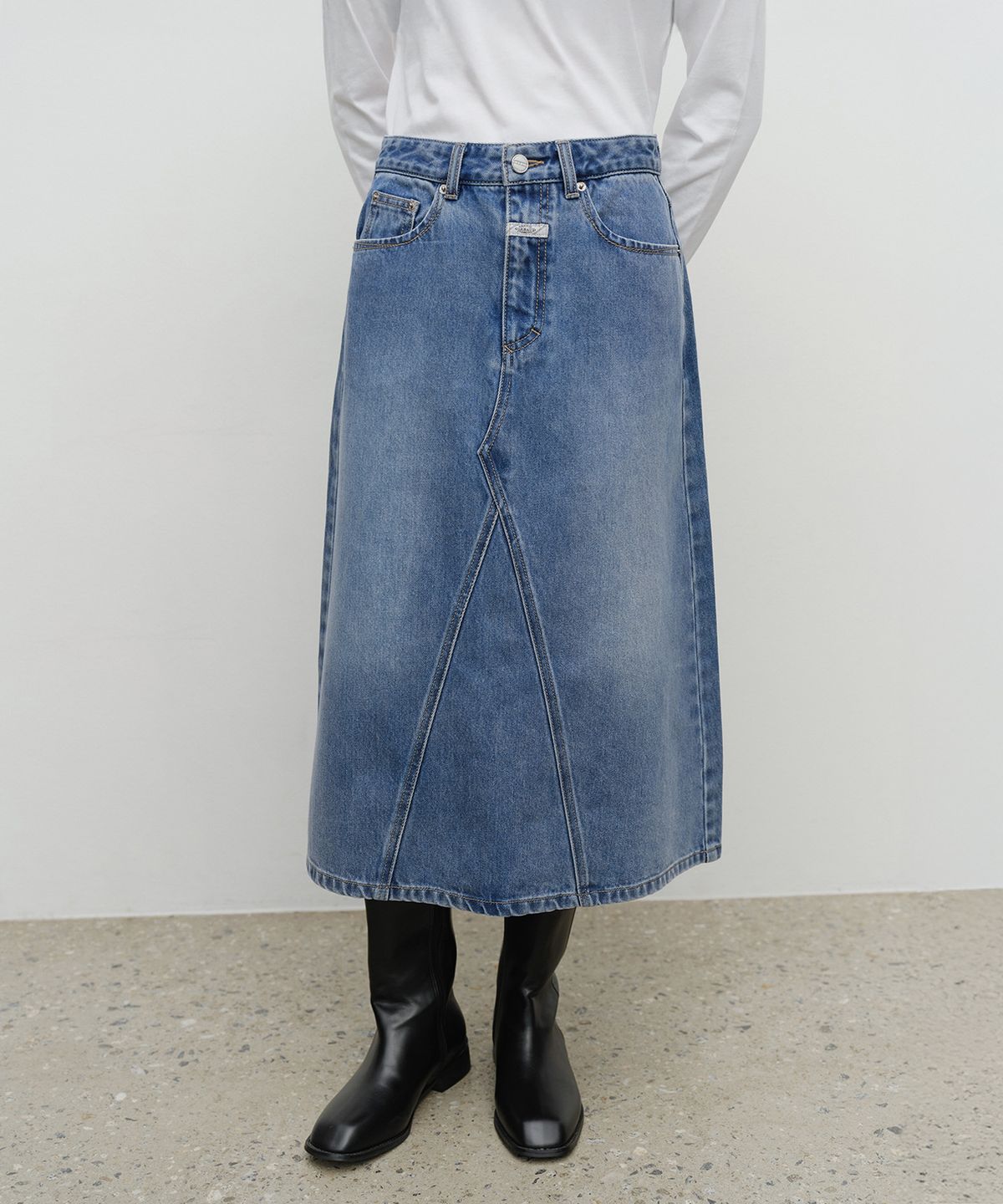 마리떼 프랑소와 저버(MARITHÉ + FRANҪOIS GIRBAUD) W A-LINE DENIM MIDI SKIRT light blue
