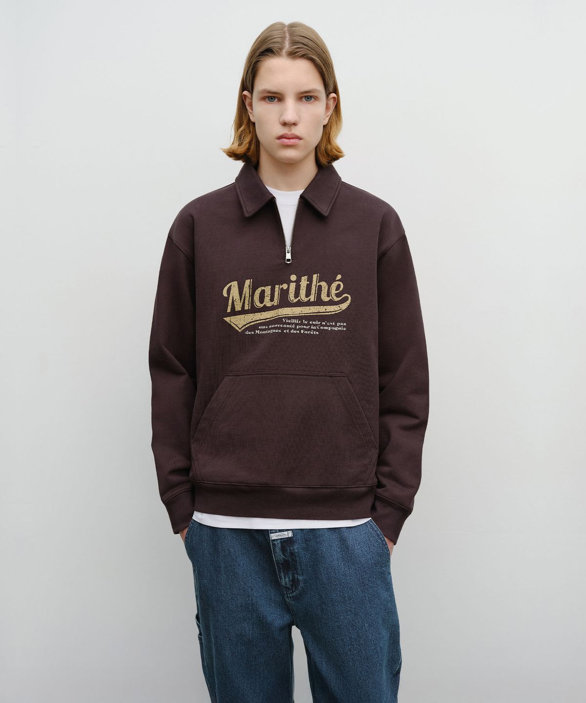 마리떼 프랑소와 저버(MARITHÉ + FRANҪOIS GIRBAUD) BASEBALL LOGO COLLAR HALF ZIPUP SWEATSHIRT brown