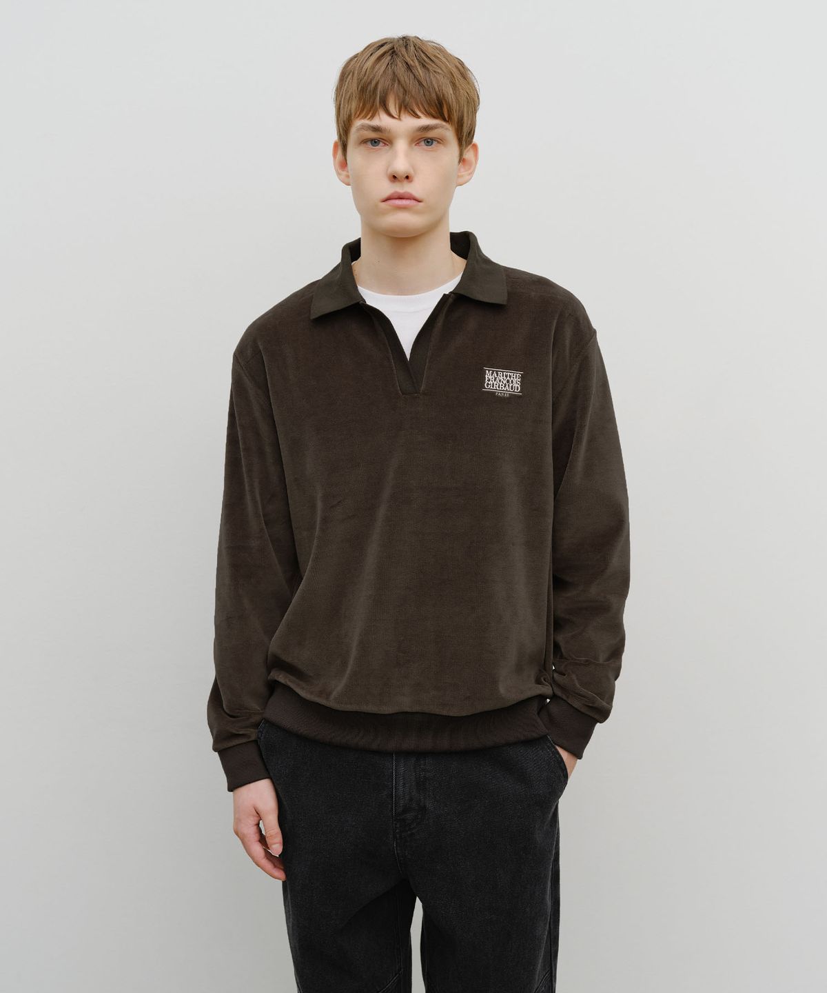 마리떼 프랑소와 저버(MARITHÉ + FRANҪOIS GIRBAUD) CLASSIC LOGO COLLARED VELOUR SWEATSHIRT brown