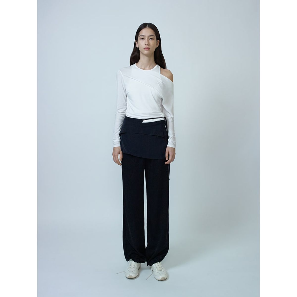 앙개(ANGGAE) Velvet Satin Dancer Pants  Black
