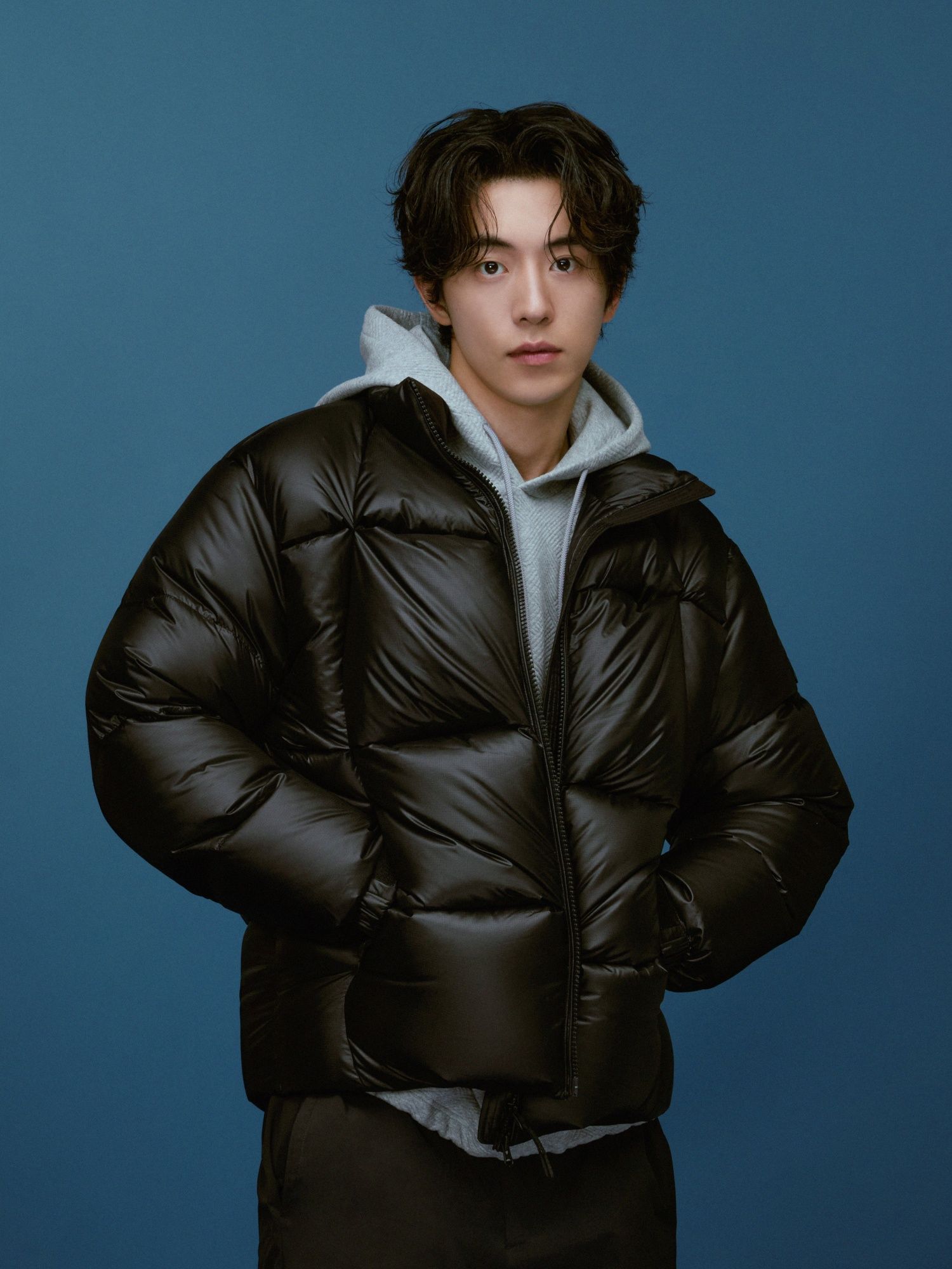 POP 벤치 UNI 다운 자켓_Black source detail 20