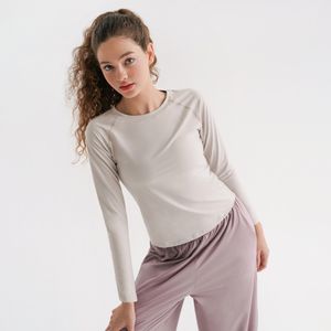 SWT25052-04 소프터치 라운드 롱 슬리브 마일드베이지