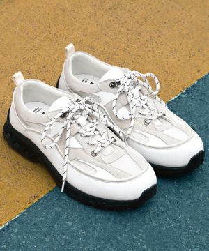 WTRD3118 로키 마운틴 트래킹 스니커즈 화이트