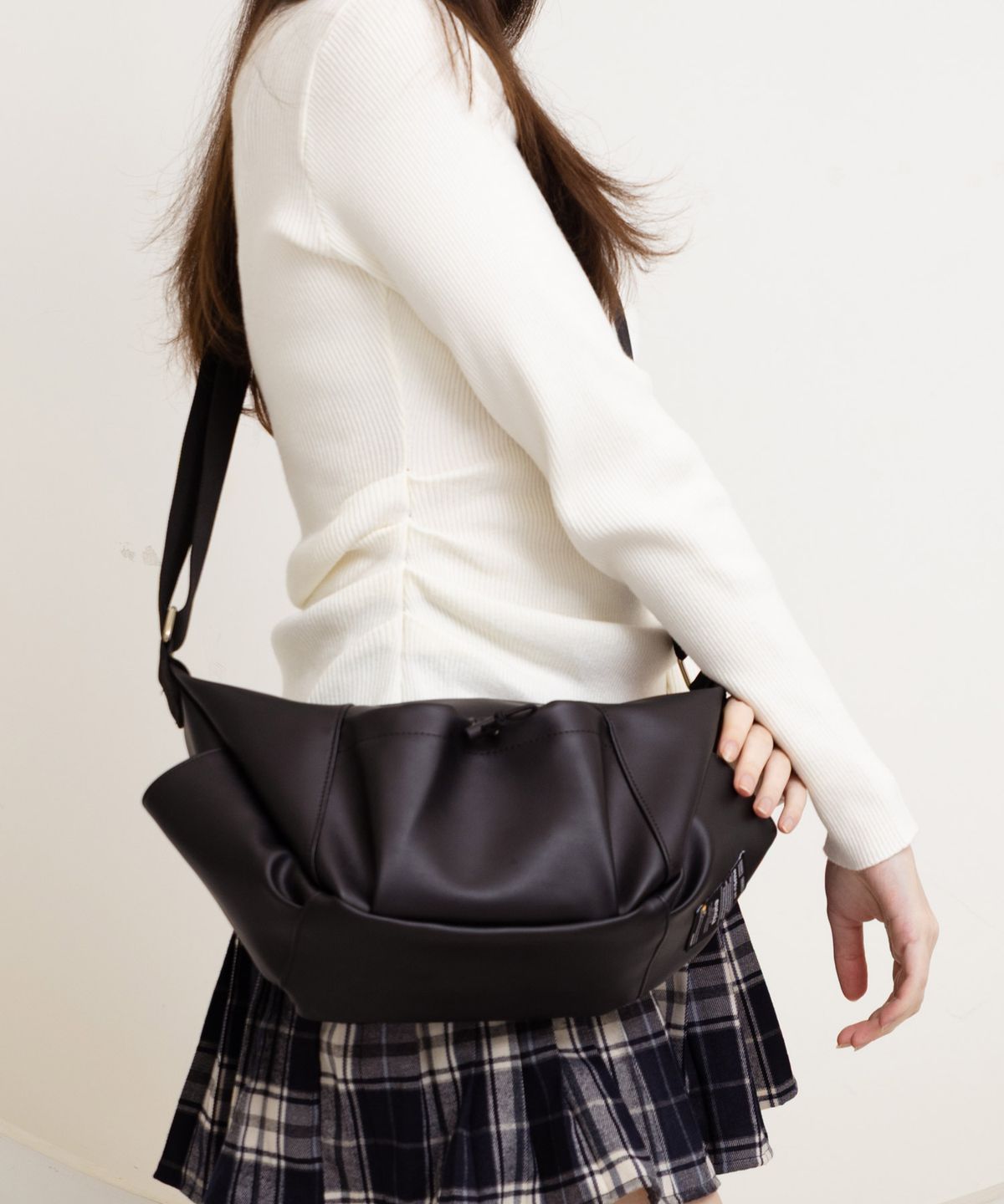 핍스(PEEPS) Supernova leather hobo cross bag(Black)