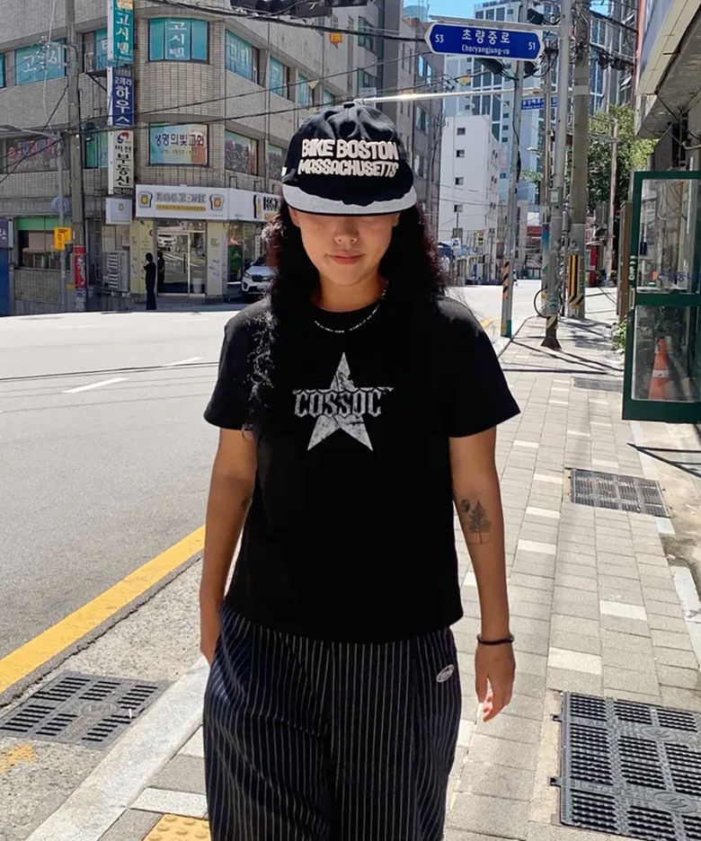 (w)스타 크랙 크롭 티셔츠 (BLACK)