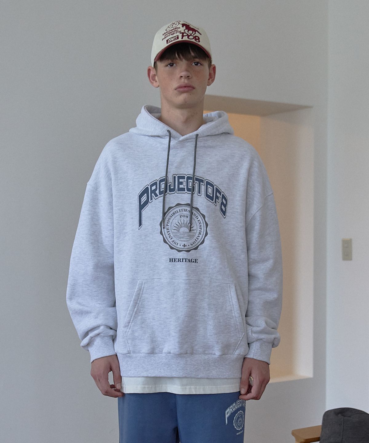 피오팔(PO8) HERITAGE OVERSIZED HOODIE - LIGHT GREY