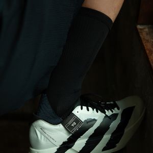 V-RUNNING SOCKS-Jet Black / Eiffel Tower