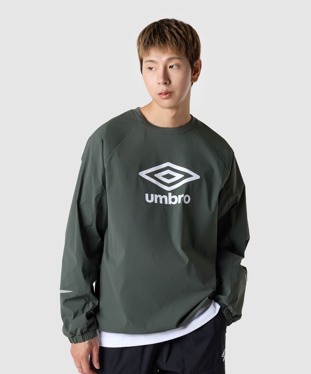 엄브로(UMBRO) 액티브 올라운드 스트레치 피스테 카키(UQ321SWT91)