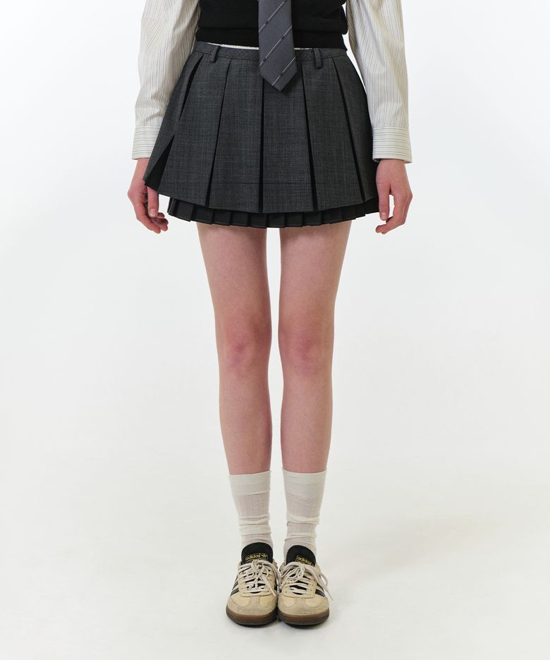 FAE SOLID PLEATS SKIRT (GREY)