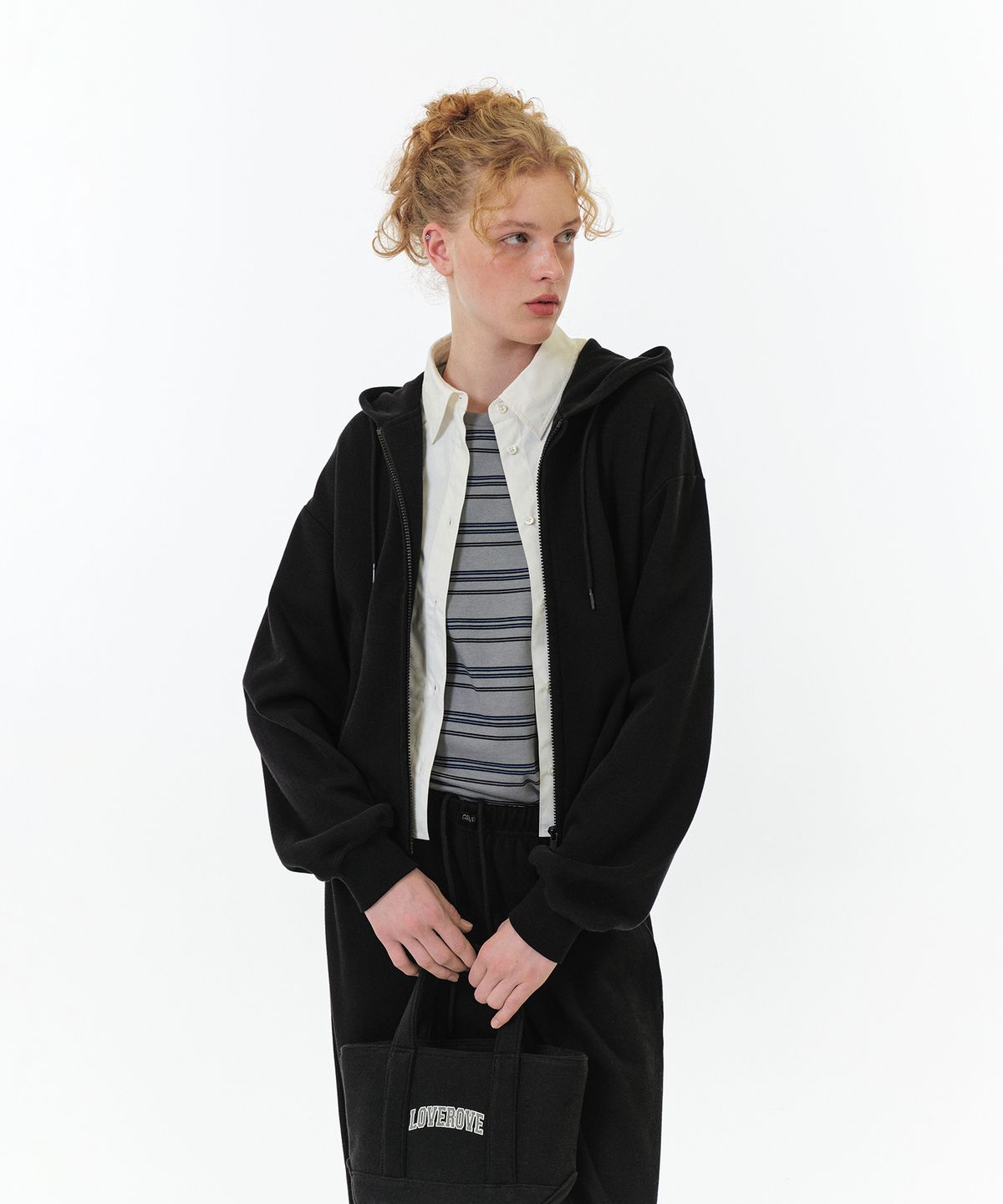 그로브(GROVE) SIMONE HOODIE ZIP-UP (BLACK)