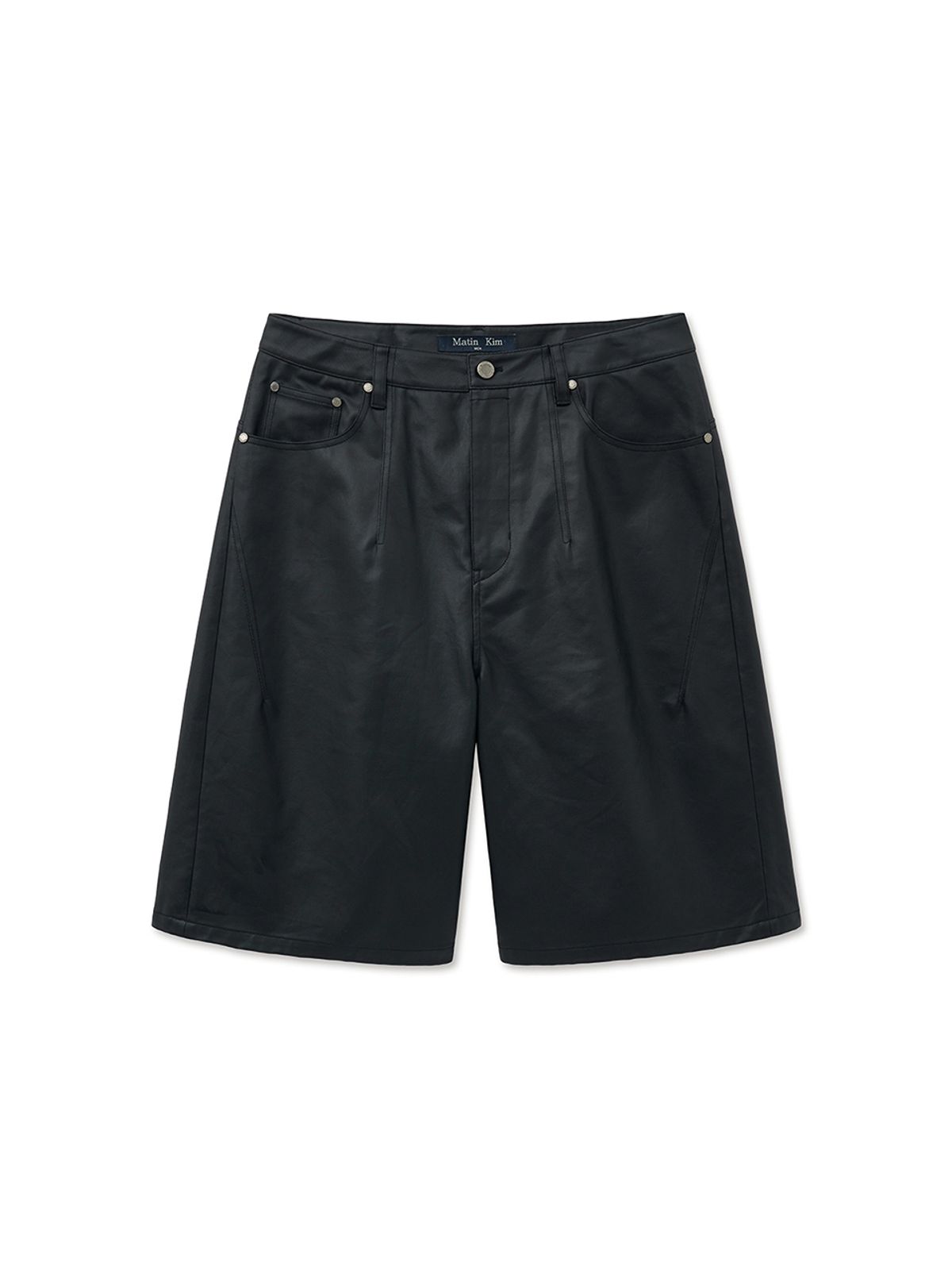 마뗑킴(MATIN KIM) MATT COATING BERMUDA PANTS FOR MEN IN BLACK