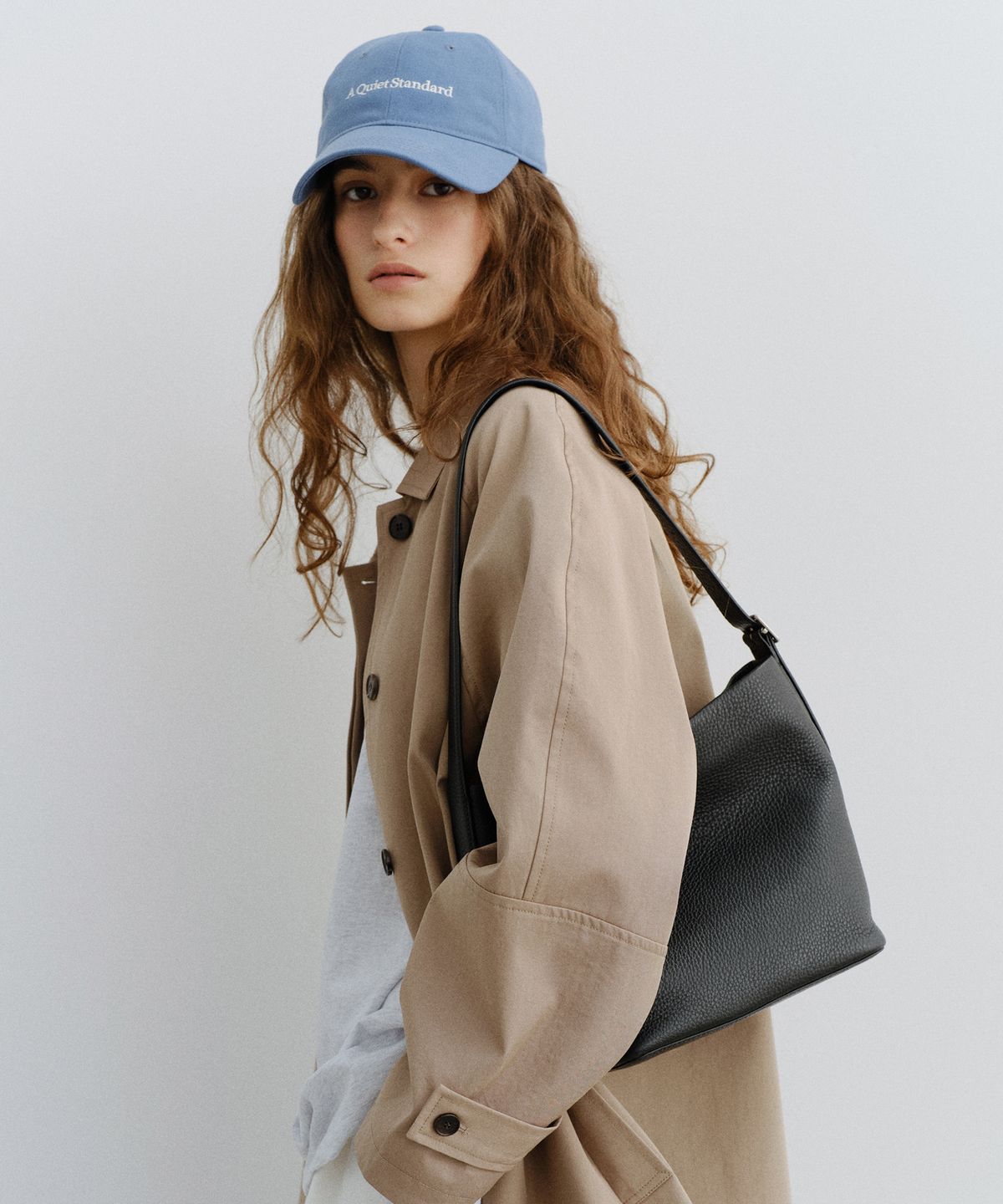 유라고(URAGO) Buckle shoulder bag