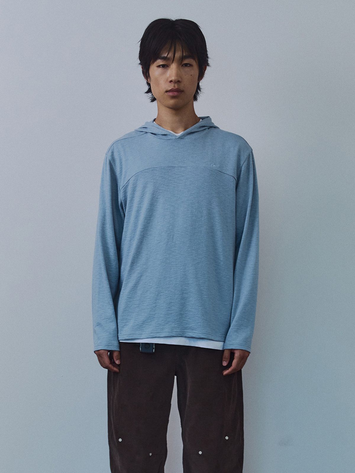 기준 맨(KIJUN MEN) Snug Knit Hood Tee Dusty Blue