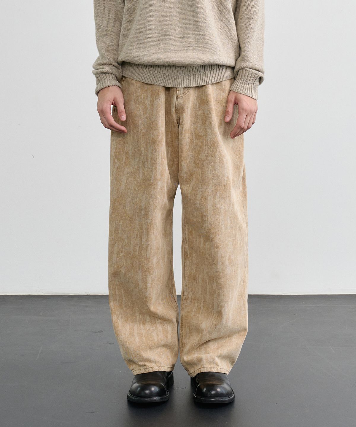 노운(NOUN) spill out wide pants (beige)