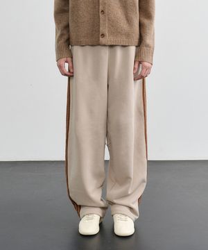 track sweat pants (beige)