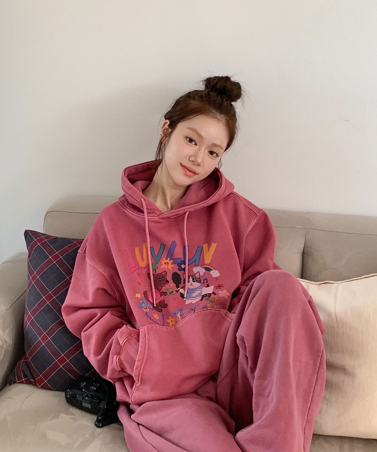 모즈모즈(MOZMOZ) 러브펫 테리 기모 피그먼트 오버핏 후드 핑크