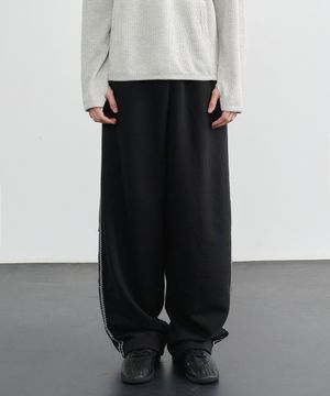 track sweat pants (black)