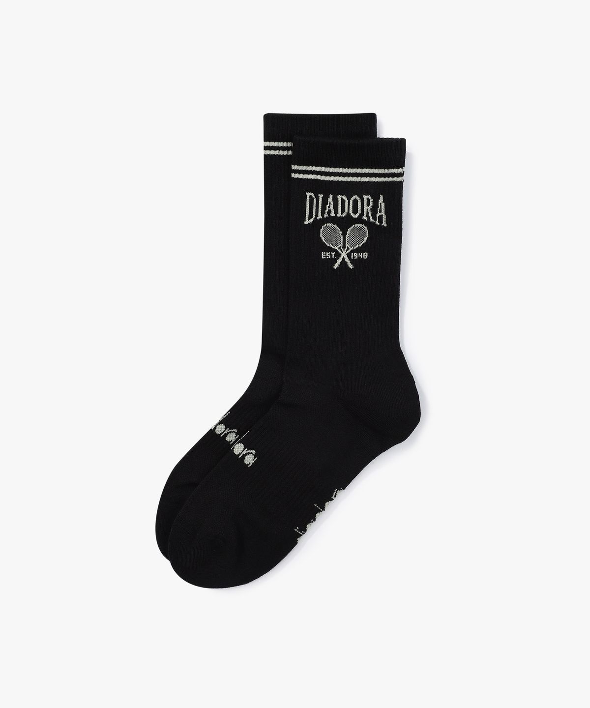 디아도라(diadora) 로고 자수 쿼터 삭스 BLACK