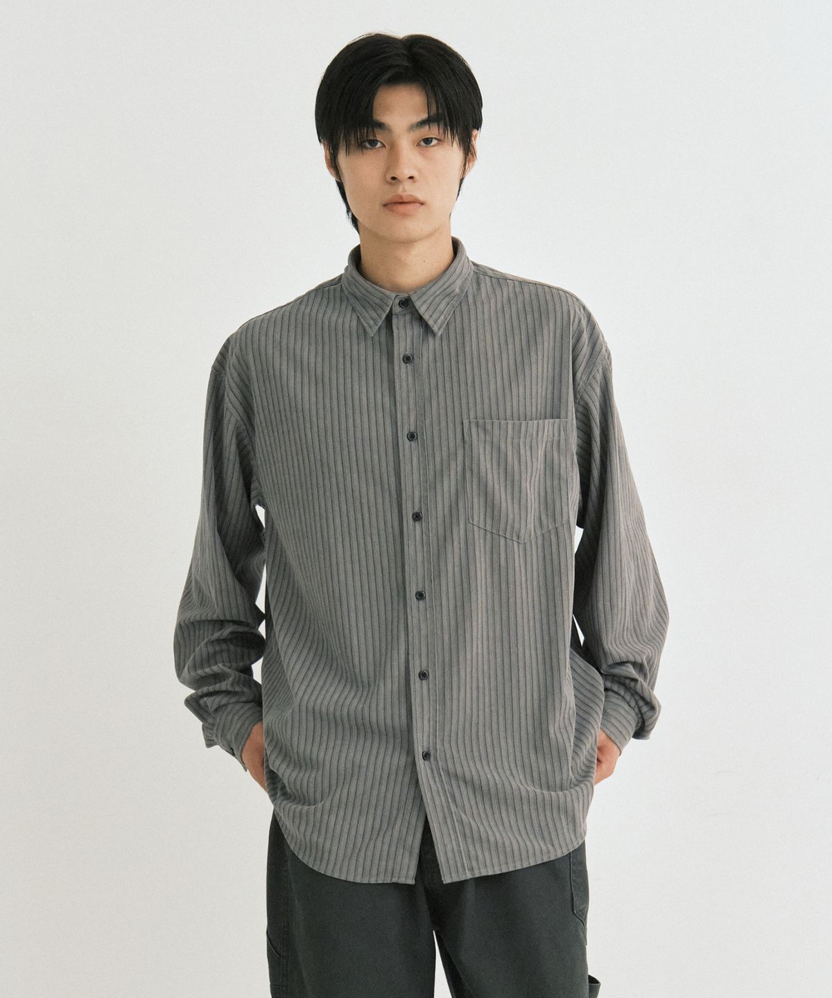 엔도어(ENDOOR) Corduroy stripe shirt (gray stripe)