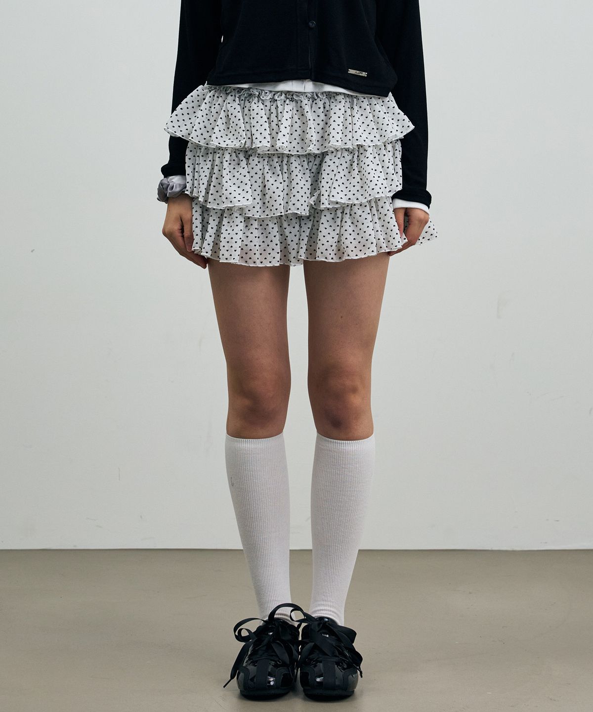 아리킴(ARIKIM) MINI HEART CANCAN SKIRT PANTS / WHITE