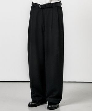 투턱 와이드 슬랙스 블랙