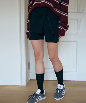 [SET]_케이블 니트 쇼츠+레이어드 스커트-블랙