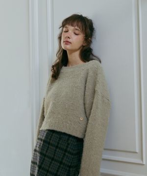 울브러쉬 크롭 풀오버-베이지