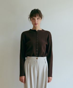 하프넥 버튼 가디건-브라운