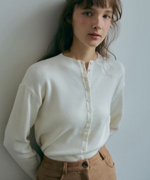 하프넥 버튼 가디건-아이보리