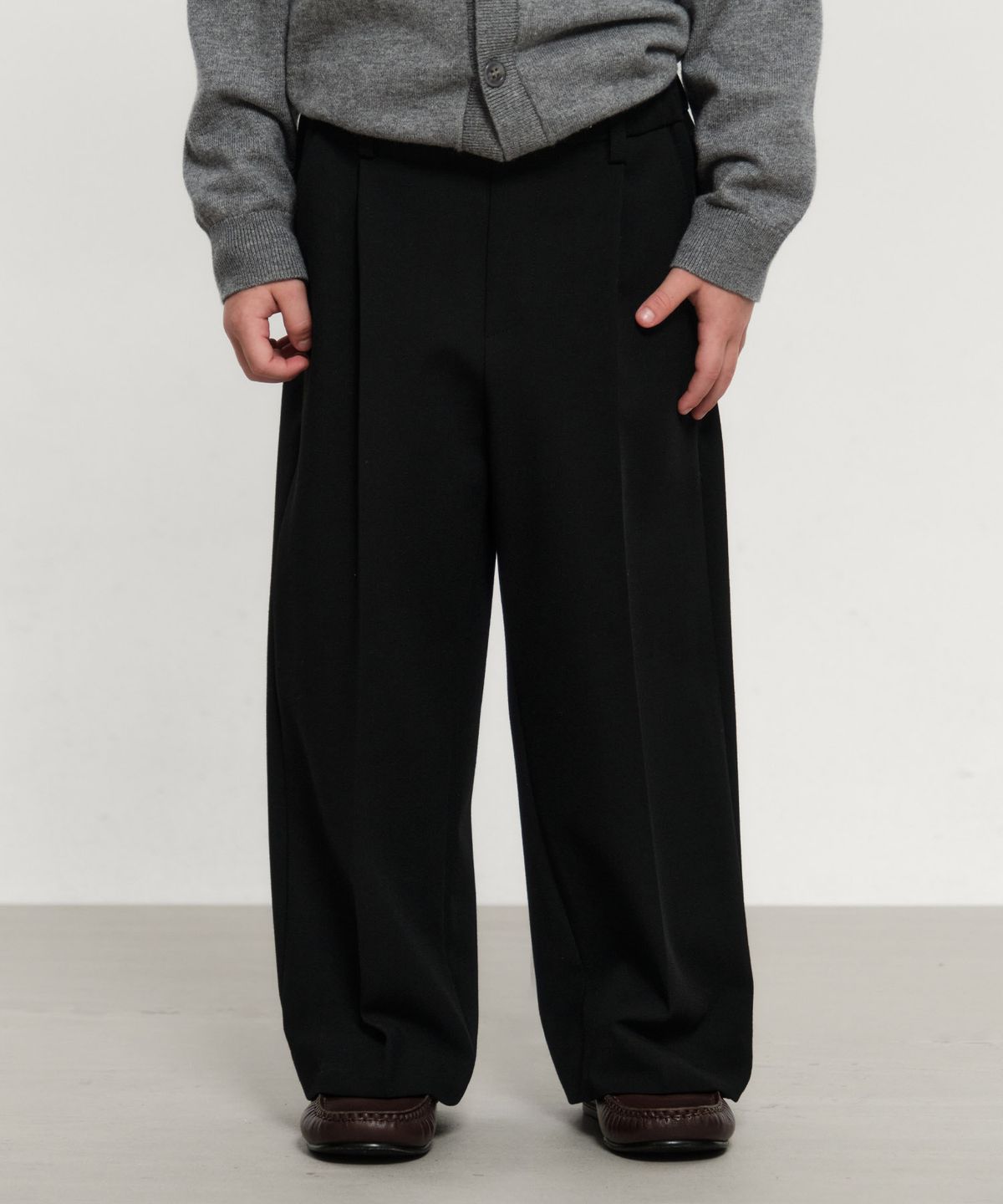 마리떼 키즈(MARITHÉ KIDS) KIDS WIDE PINTUCK SLACKS black