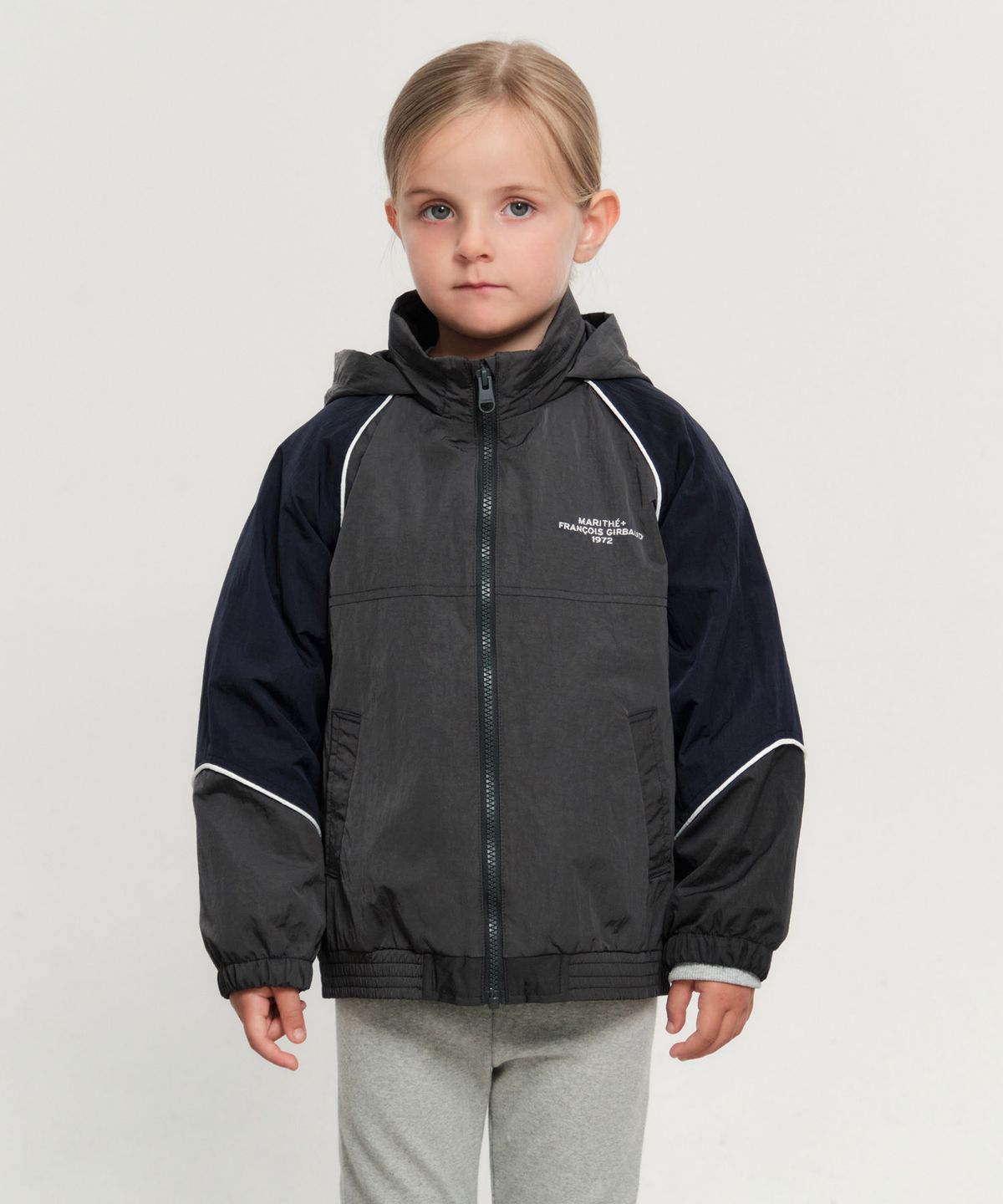 마리떼 키즈(MARITHÉ KIDS) KIDS COLOR-BLOCK WINDBREAKER charcoal