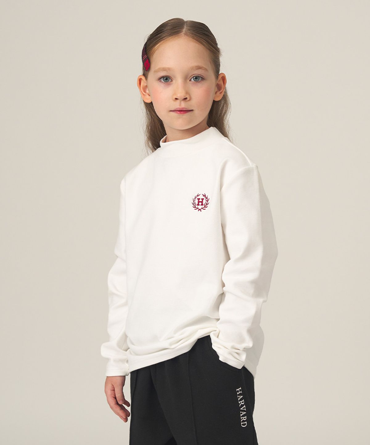 하버드 키즈(HARVARD KIDS) 월계수 로고 터틀넥 B5F001