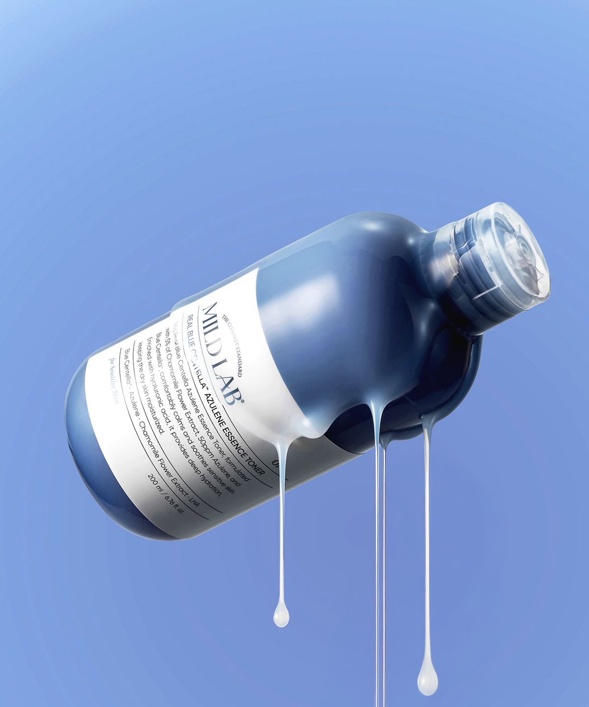 마일드랩(MILDLAB) 리얼블루센텔라 아줄렌 에센스 토너 200ml
