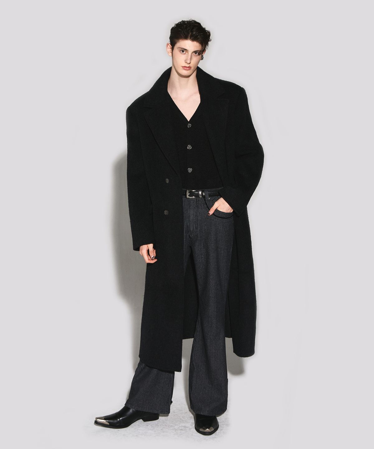 웨슬리 휴스턴(WESLEYHYUSTON) Rio handmade wool notched half double coat black