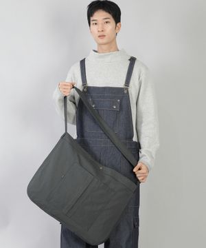 라운드 볼륨 카고포켓 크로스백 RVR-149 차콜