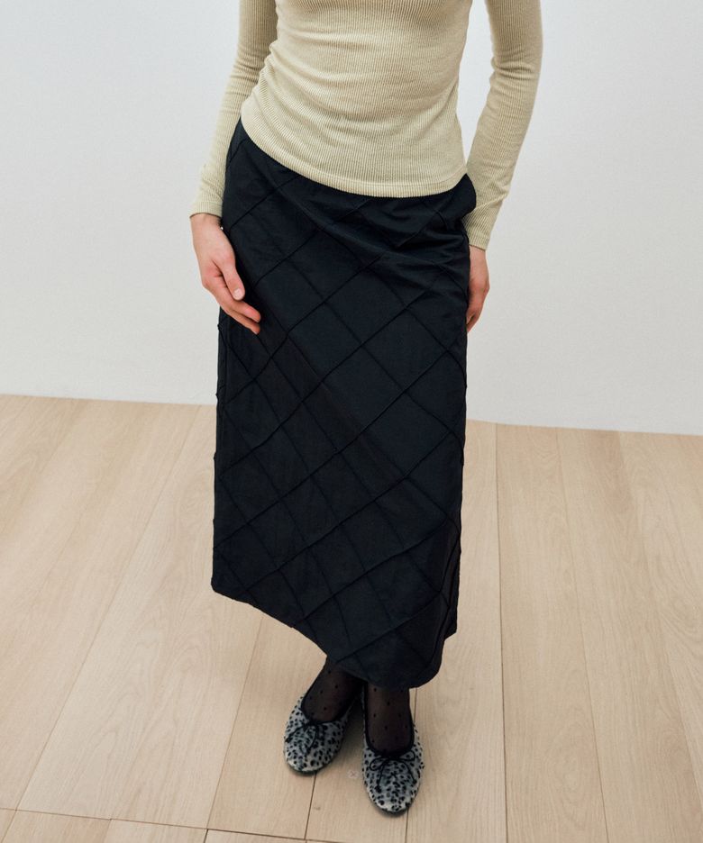 DIAMOND NYLON MAXI SKIRT / BLACK