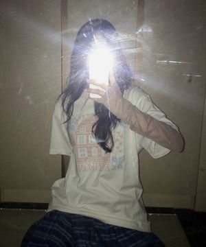 STITCHED HOUSE OVER FIT T SHIRT WHITE