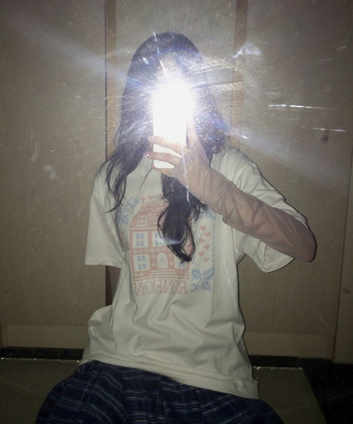 론론(RONRON) STITCHED HOUSE OVER FIT T SHIRT WHITE