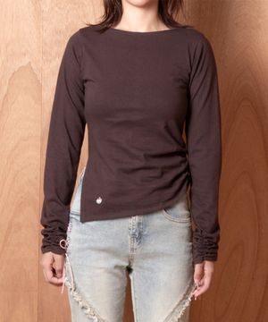 보트넥 셔링 롱 슬리브 브라운