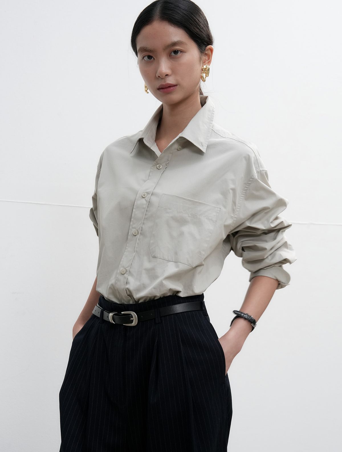 제너럴아이디어(GENERALIDEA) UNISEX 레귤러핏 코튼 셔츠 [GREY] / SBE3U03004
