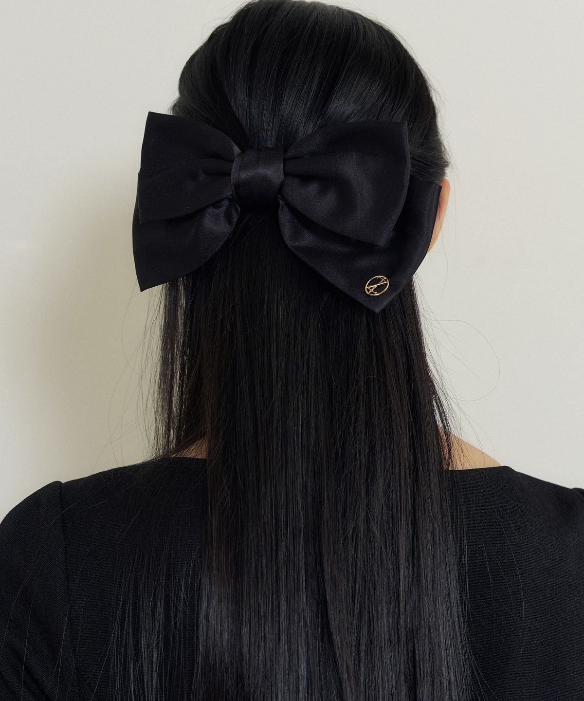 루시르주(LUCIR ZU) Royal Satin Bow Hair Clip (black)