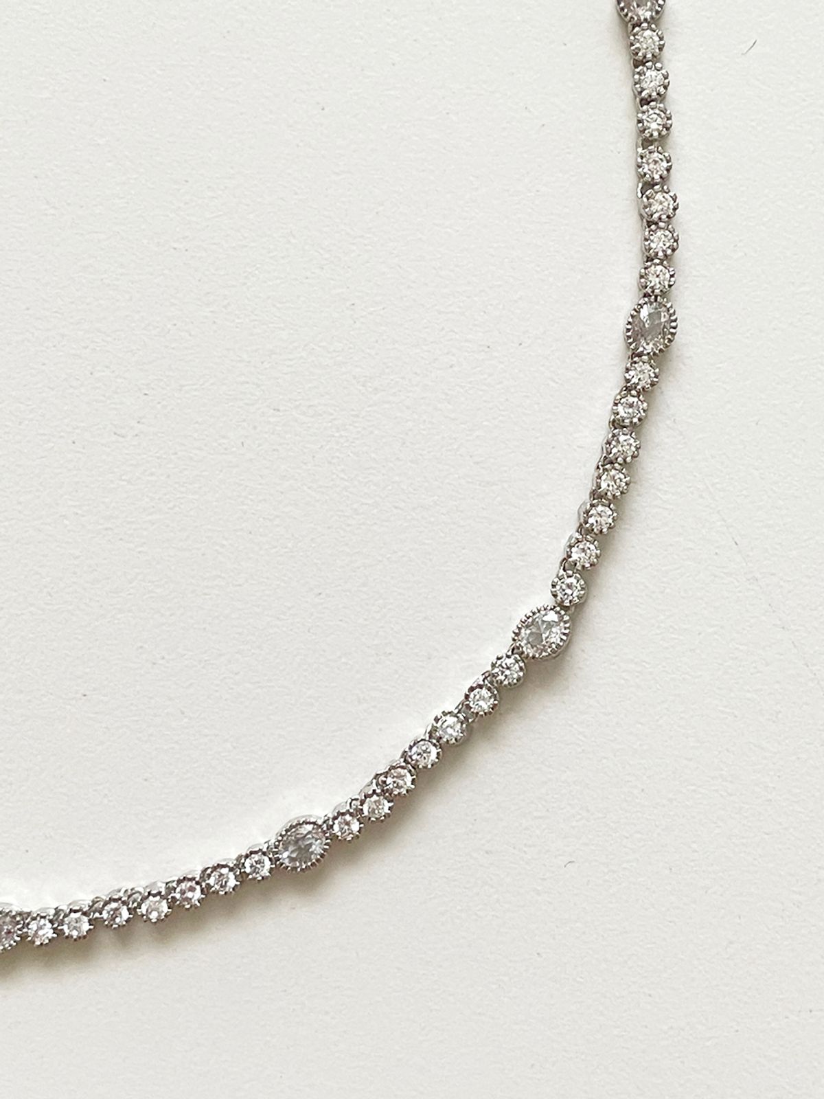 엘리오나(ELYONA) Lumière Tennis Chain Necklace 테니스체인 목걸이 (골드/로듐)