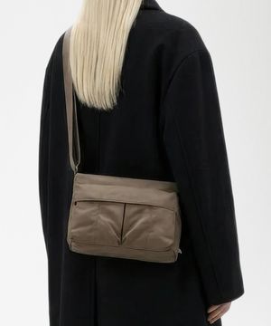 릴리프 스티치 크로스백 (2COLOR)