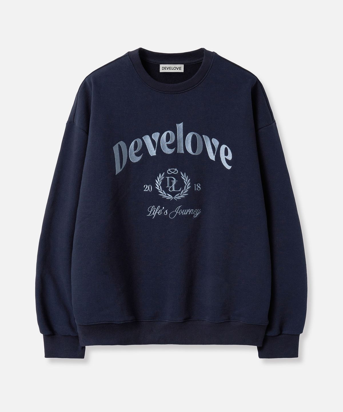 디벨로브(DEVELOVE) 엔티크 레터링 자수 맨투맨_네이비