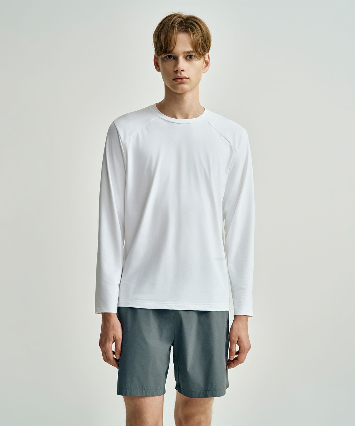 세르지오 타키니(SERGIO TACCHINI) M 쿠쉬웜 긴팔 티셔츠 (White)